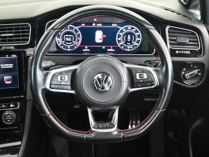 Volkswagen Golf GTI - Image 15