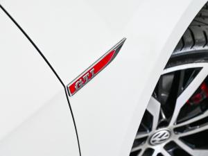 Volkswagen Golf GTI - Image 7