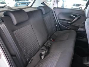 Volkswagen Polo Vivo hatch 1.4 Trendline - Image 15