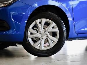 Suzuki Swift 1.2 GL+ manual - Image 2
