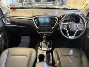 Isuzu D-Max 3.0TD double cab LSE 4x4 - Image 12