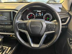 Isuzu D-Max 3.0TD double cab LSE 4x4 - Image 16