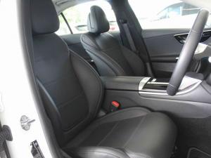 Mercedes-Benz C-Class C220d Avantgarde - Image 18