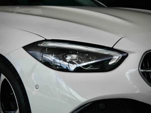 Mercedes-Benz C-Class C220d Avantgarde - Image 8