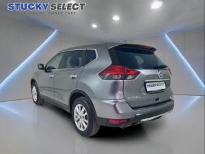 Nissan X-Trail 2.0 Visia - Image 3
