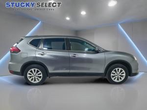 Nissan X-Trail 2.0 Visia - Image 6