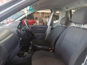 Nissan NP200 1.6i safety pack (aircon) - Image 10