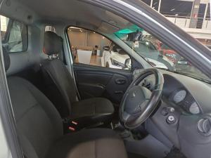 Nissan NP200 1.6i safety pack (aircon) - Image 8