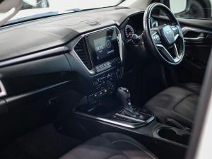 Isuzu D-Max 3.0TD double cab LS 4x4 auto - Image 11