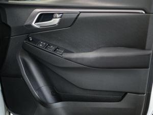 Isuzu D-Max 3.0TD double cab LS 4x4 auto - Image 17