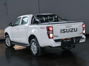 Isuzu D-Max 3.0TD double cab LS 4x4 auto - Image 6