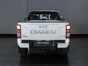 Isuzu D-Max 3.0TD double cab LS 4x4 auto - Image 7