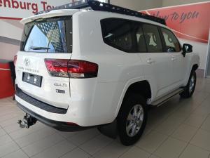 Toyota Land Cruiser 300 3.3D GX-R - Image 2