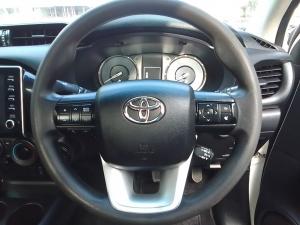 Toyota Hilux 2.4GD-6 single cab 4x4 Raider auto - Image 8