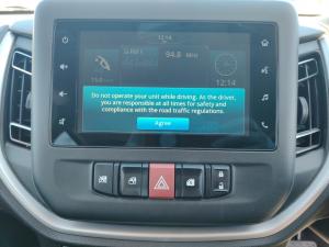 Toyota Vitz 1.0 XR auto - Image 12