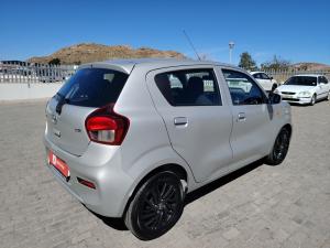 Toyota Vitz 1.0 XR auto - Image 2