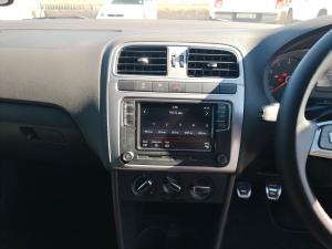 Volkswagen Polo Vivo hatch 1.0TSI GT - Image 15