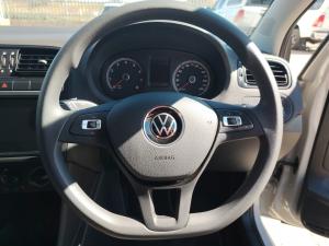 Volkswagen Polo Vivo hatch 1.4 Life - Image 8