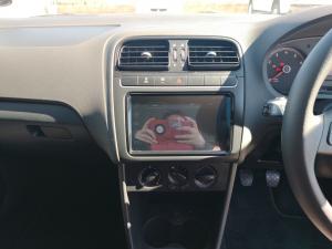 Volkswagen Polo Vivo hatch 1.4 Life - Image 15