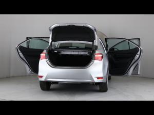 Toyota Corolla Quest 1.8 Plus manual - Image 9