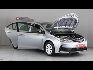 Toyota Corolla Quest 1.8 Plus manual - Image 14