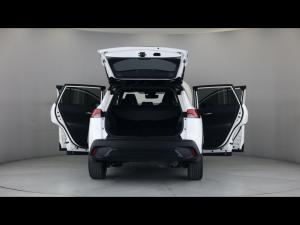 Toyota Corolla Cross 1.8 GR-Sport - Image 9
