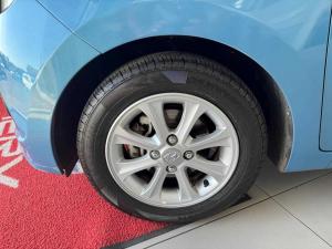 Hyundai i10 1.25 GLS/FLUID automatic - Image 10