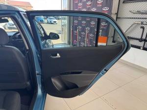 Hyundai i10 1.25 GLS/FLUID automatic - Image 18