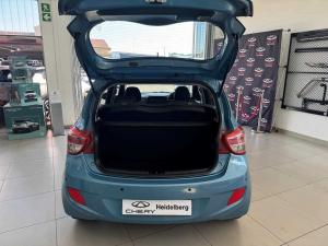 Hyundai i10 1.25 GLS/FLUID automatic - Image 5