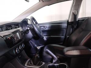 Toyota Corolla 1.6 Prestige - Image 9