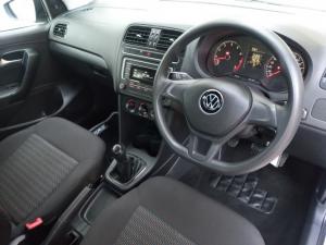 Volkswagen Polo Vivo hatch 1.4 Comfortline - Image 8
