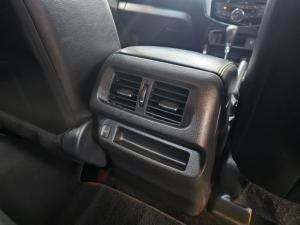 Nissan Navara 2.5DDTi double cab LE Plus - Image 8