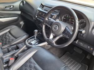 Nissan Navara 2.5DDTi double cab LE Plus - Image 8