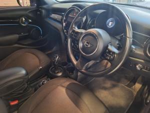 MINI Hatch Cooper Hatch 5-door - Image 10