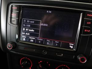 Volkswagen Polo Vivo hatch 1.4 Comfortline - Image 16