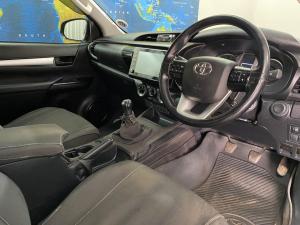 Toyota Hilux 2.4GD-6 Xtra cab Raider manual - Image 14
