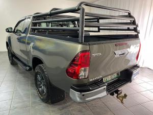 Toyota Hilux 2.4GD-6 Xtra cab Raider manual - Image 8