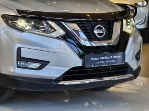 Nissan X-Trail 2.5 4x4 Acenta Tech - Image 8