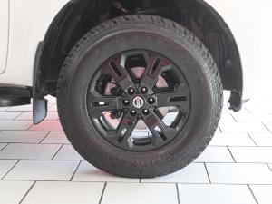 Nissan Navara 2.5DDTi double cab SE Plus 4x4 - Image 11