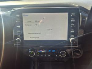 Toyota Hilux 2.8GD-6 double cab 4x4 Raider auto - Image 12