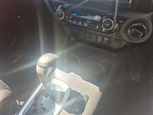 Toyota Hilux 2.8GD-6 double cab 4x4 Raider auto - Image 17