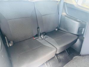 Suzuki Ertiga 1.5 GA - Image 11