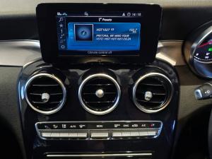 Mercedes-Benz C-Class C180 - Image 12