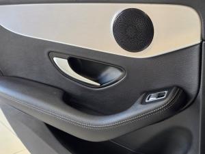 Mercedes-Benz C-Class C180 - Image 15