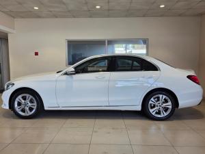 Mercedes-Benz C-Class C180 - Image 2