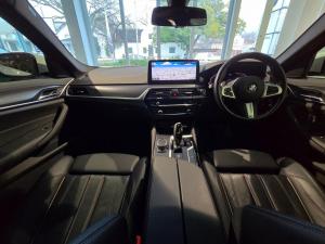 BMW 5 Series 520d M Sport - Image 10