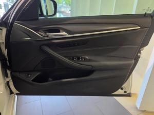 BMW 5 Series 520d M Sport - Image 14