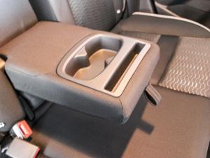 Nissan Magnite 1.0 Visia auto - Image 18