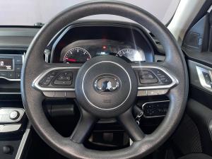 GWM P-Series 2.0TD double cab SX manual - Image 13
