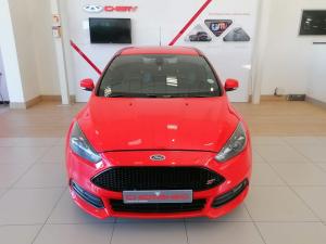 Ford Focus ST 3 - Image 4